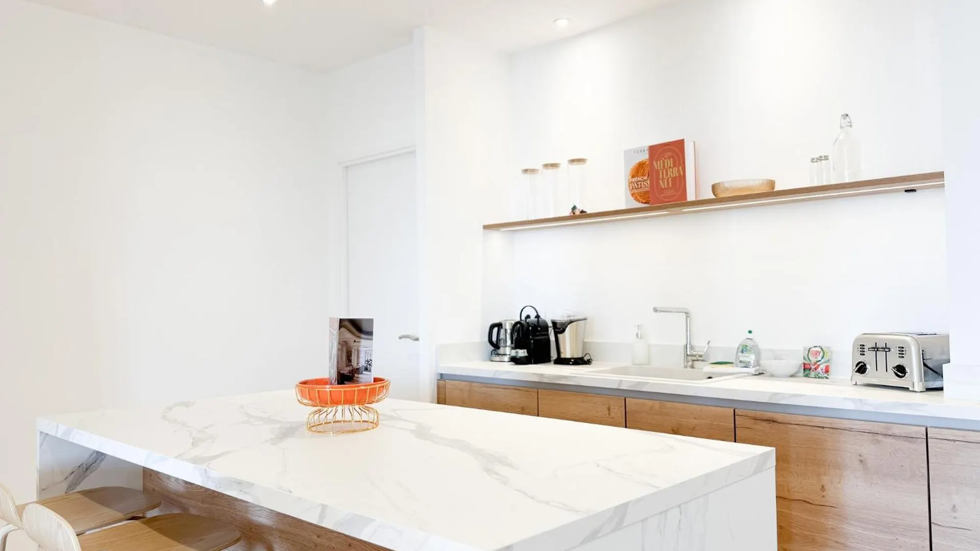Cornut 5A Apartment Cannes 0*,  France