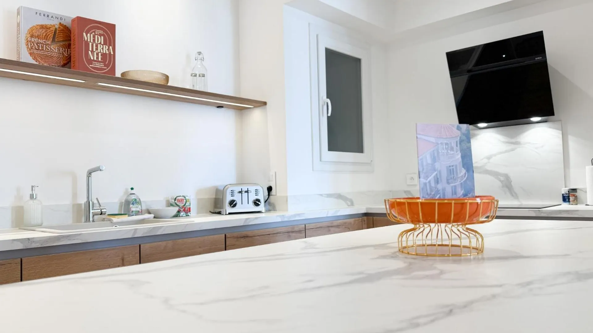 Cornut 5A Apartment Cannes